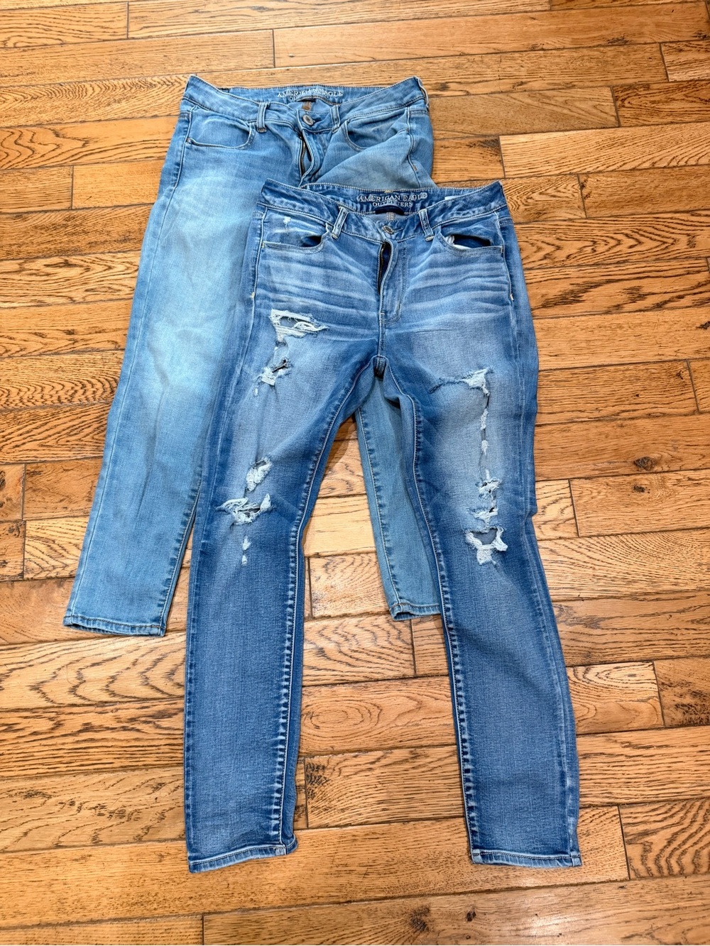 2 for 15! American Eagle Outfitters Distressed Light & Mid Blue Skinny Jeans Duo